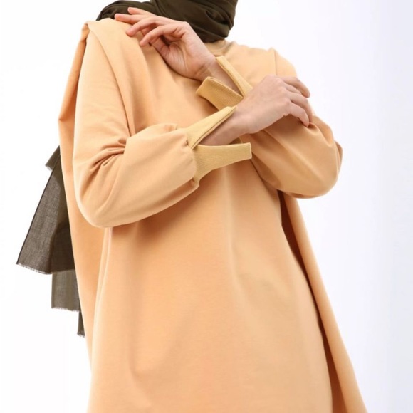 Sweater - Picture 2 of 3